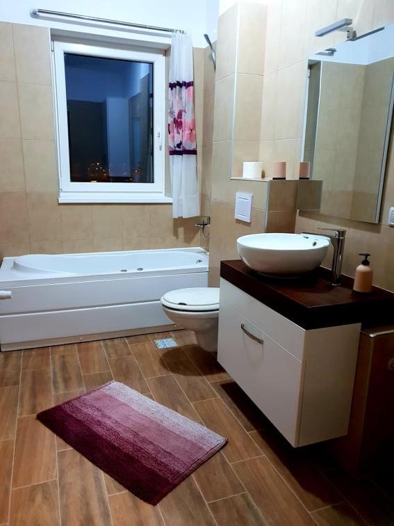 בראשוב Friendly Rentals Vivamus מראה חיצוני תמונה